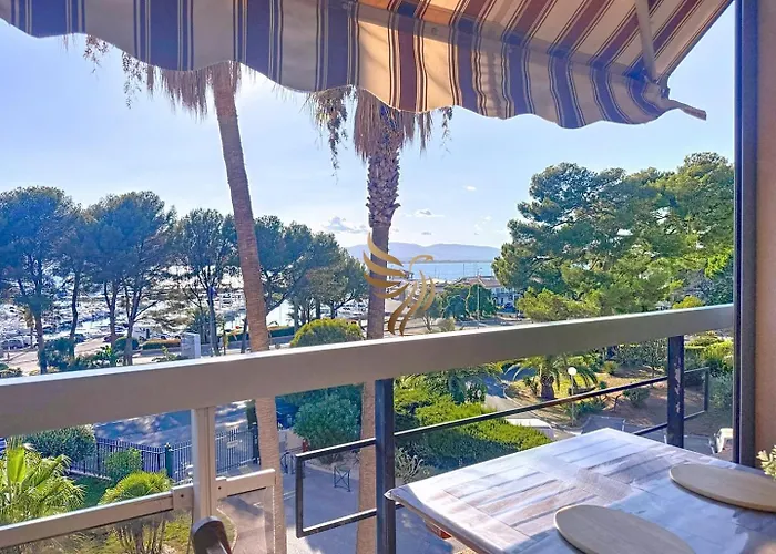 Capraphea T2 With Seaview,balcony,parking,ac,wifi. *