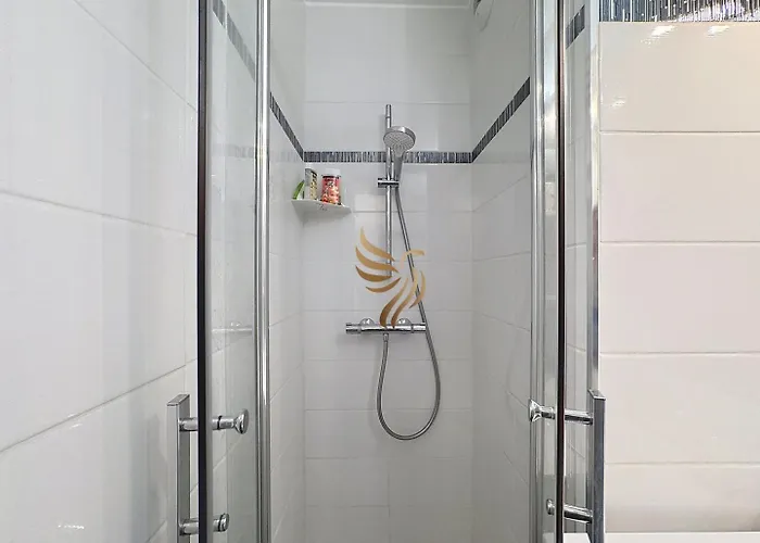 アパート Capraphea T2 With Seaview,balcony,parking,ac,wifi. Saint-Raphaël