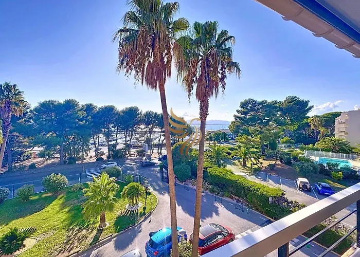 アパート Capraphea T2 With Seaview,balcony,parking,ac,wifi. Saint-Raphaël