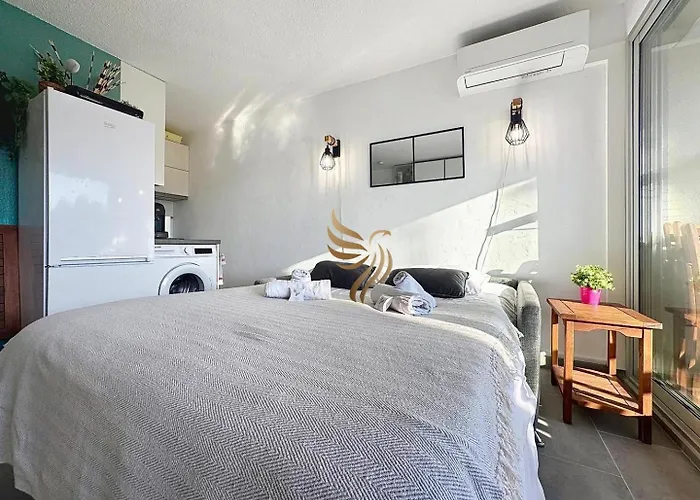 Capraphea T2 With Seaview,balcony,parking,ac,wifi. アパート *