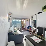 Διαμέρισμα Capraphea T2 With Seaview,balcony,parking,ac,wifi.