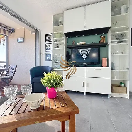 Capraphea T2 With Seaview,Balcony,Parking,Ac,Wifi. Port Santa-Lucia