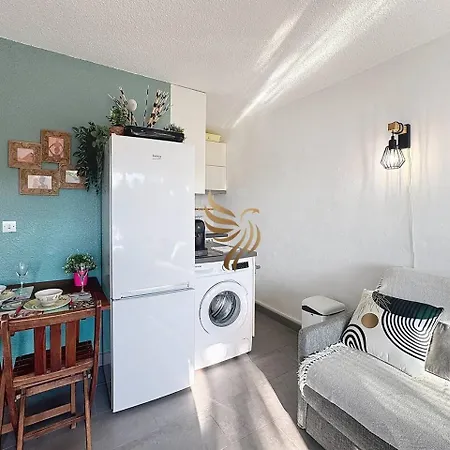Capraphéa T2 With Seaview,balcony,parking,ac. Apartamento Saint-Raphaël
