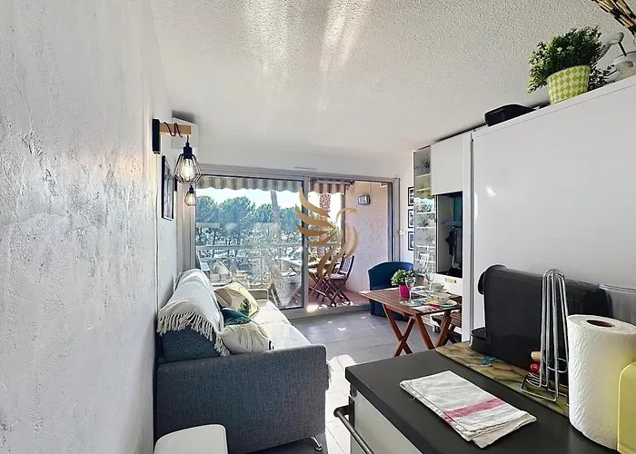 Appartement Capraphéa T2 With Seaview,balcony,parking,ac.
