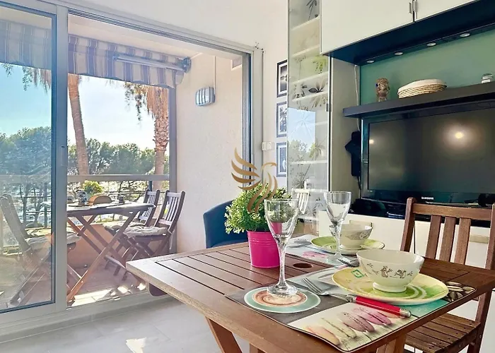 Appartement Capraphéa T2 With Seaview,balcony,parking,ac. *